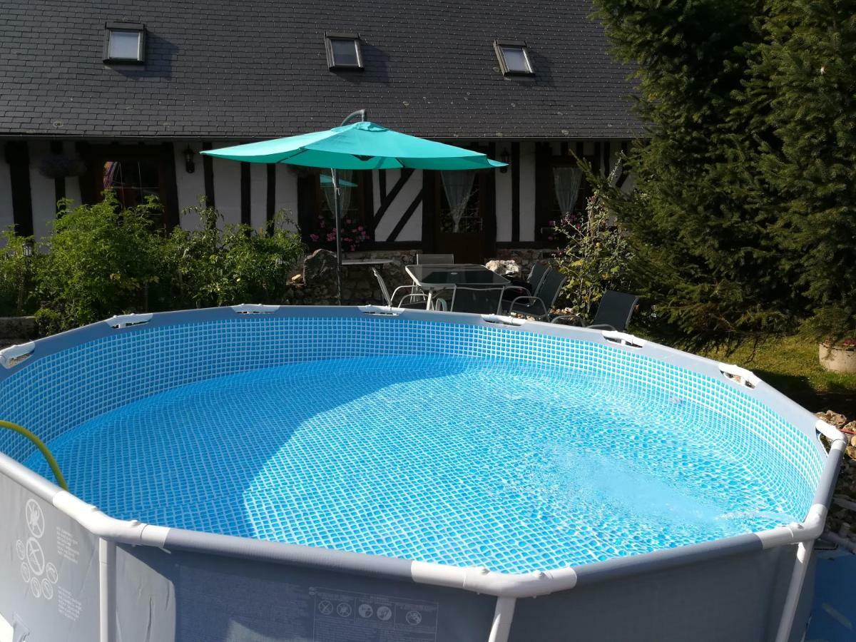 Le Clos Des Hortensias Toutainville Exterior foto